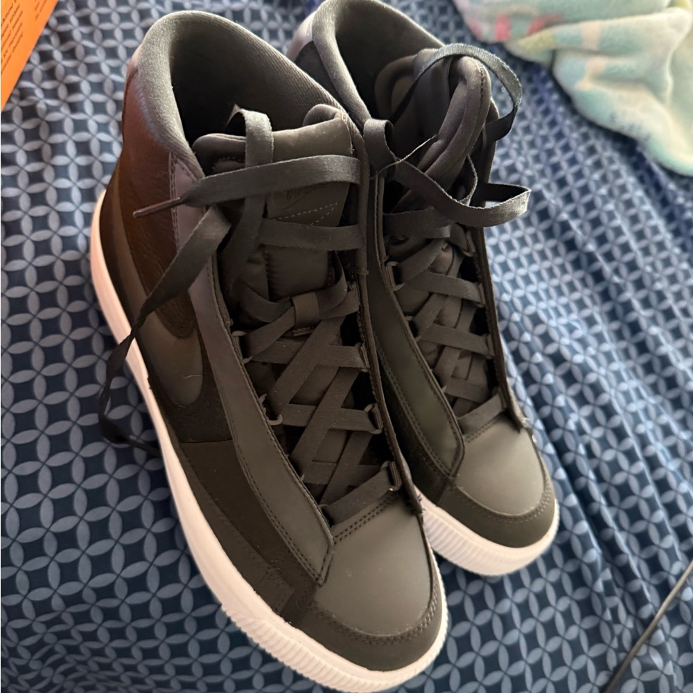Women’s Nike Blazer Mid Victory Shoes - Picture 6 of 7